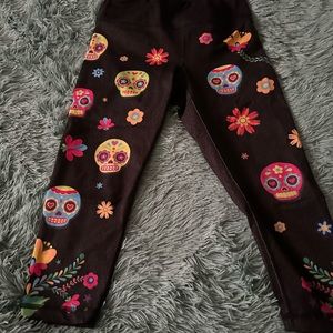 Miami Fitwear Leggings Capri Sugar Skulls size medium